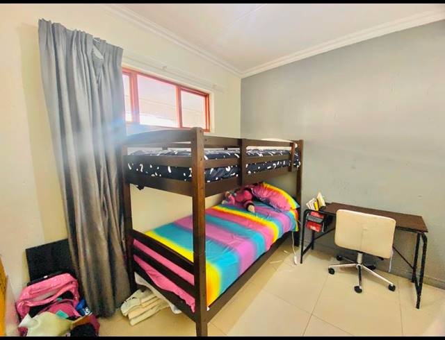 2 BEDROOM PROPERTY TO RENT IN FERNDALE